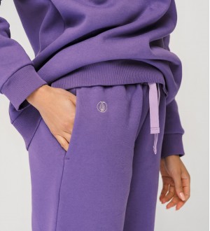 Костюм женский свитшот без капюшона и джоггеры фиолетовый
