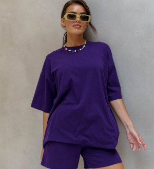 Костюм женский футболка и шорты фиолетовый